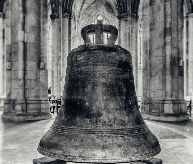 Bell ringing tinnitus 